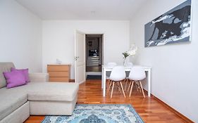 Old Town 2-Bathroom Apartment With Sauna